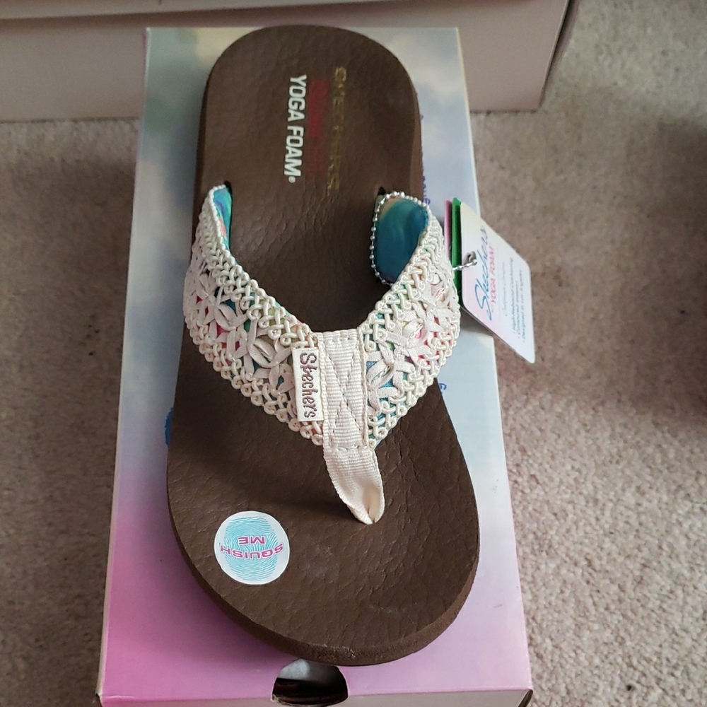 Skechers White and Brown Sandals - Picture 2 of 5